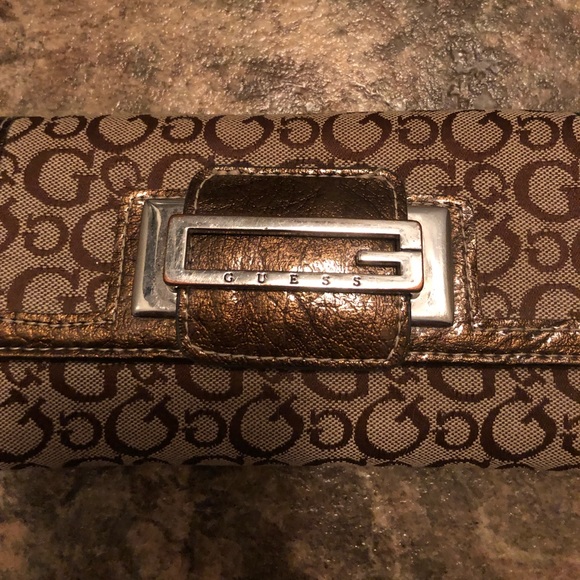 Guess brown wallet - Picture 2 of 4